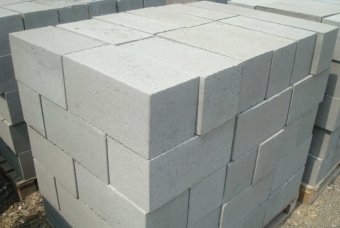 Шлакоблок полнотелый стеновой
