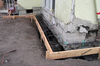 Реконструкция фундамента и стен