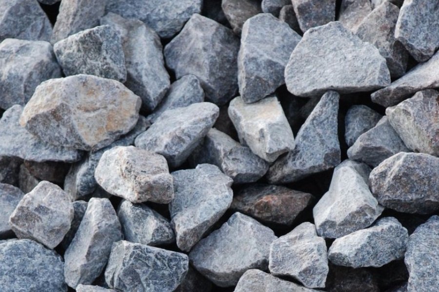 Щебень гранитный фр. 25-60 мм